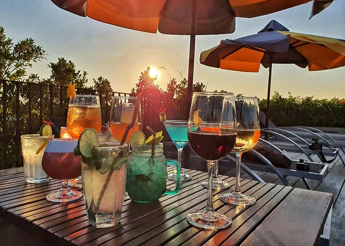 The Twizt - Lifestyle Hostel & Hotel Siem Reap